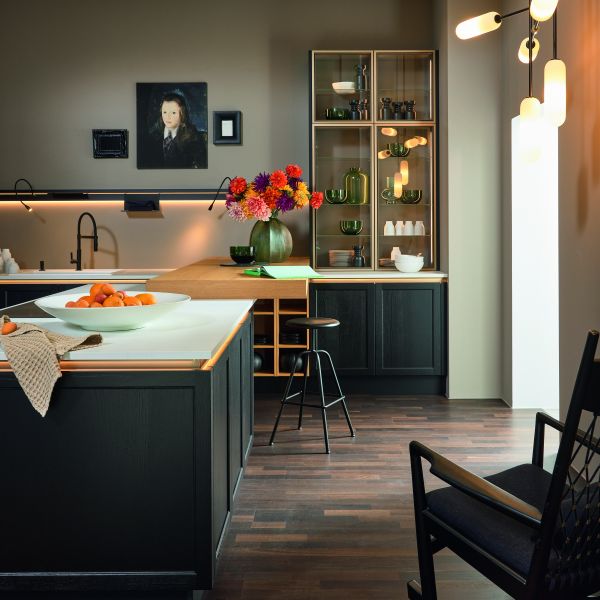 NK30241_LUGANO_LACK___Schwarz_softmatt