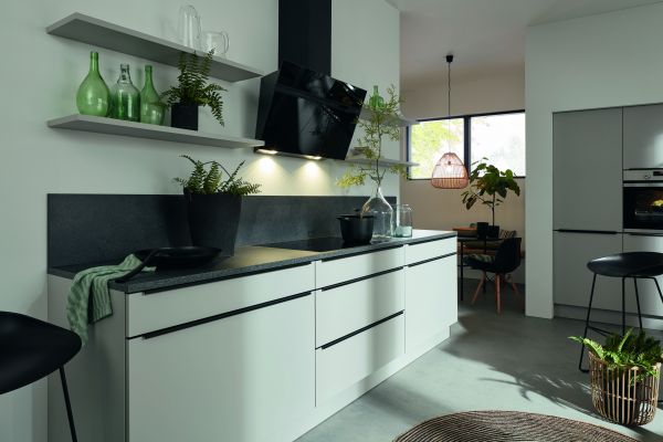 NK27529_FEEL___Platingrau