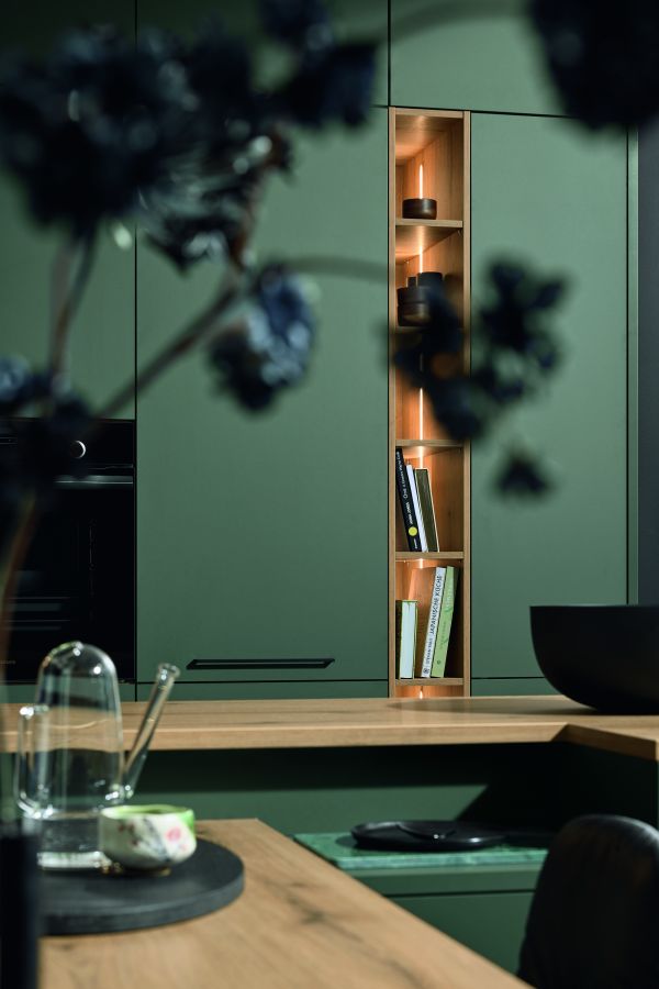 NK29163_MANHATTAN_UNI___Black_Green