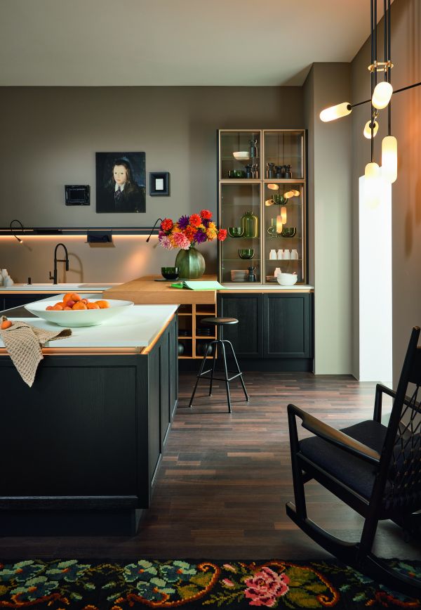 NK30241_LUGANO_LACK___Schwarz_softmatt